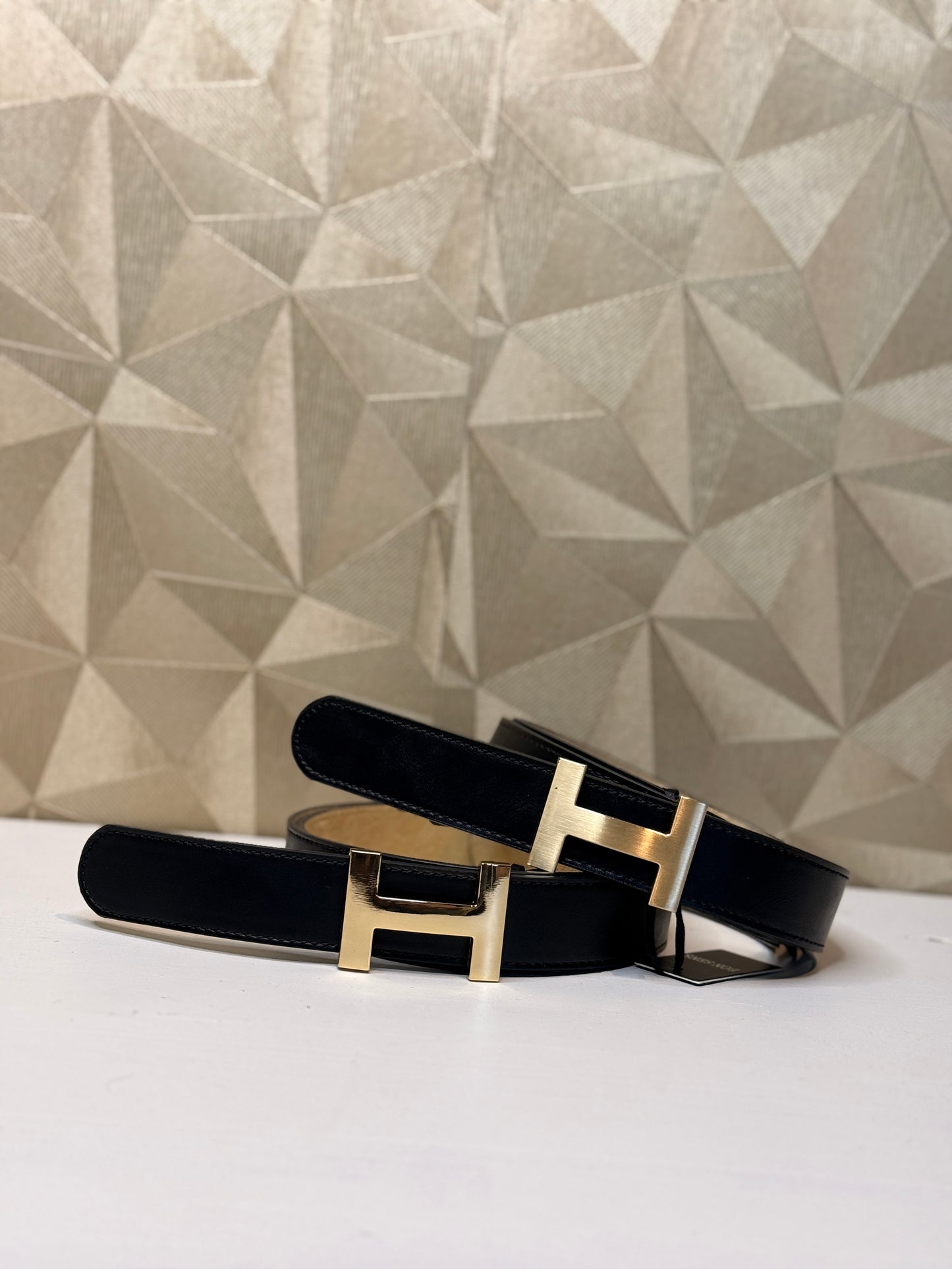 H-Riem Black