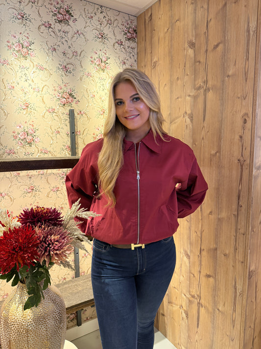 Tess bomber rood